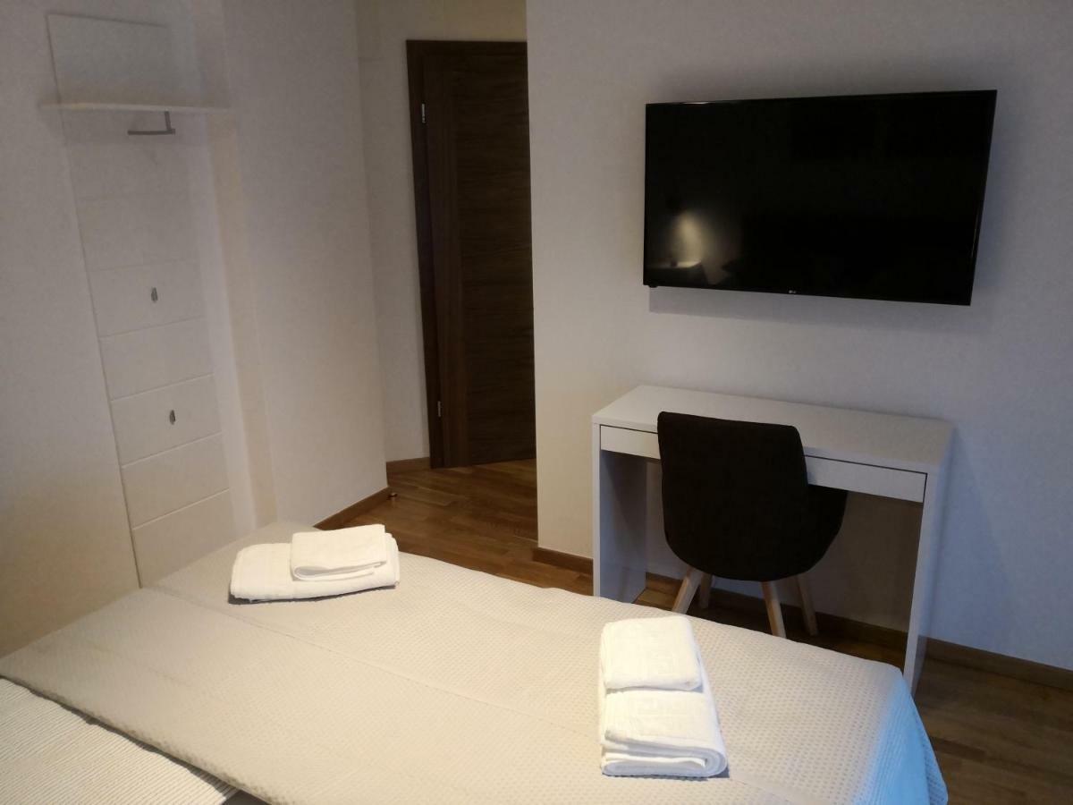 Accommodation Plitvice Korenica Esterno foto